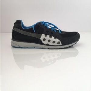 PUMA Running Shoe Black/Blue